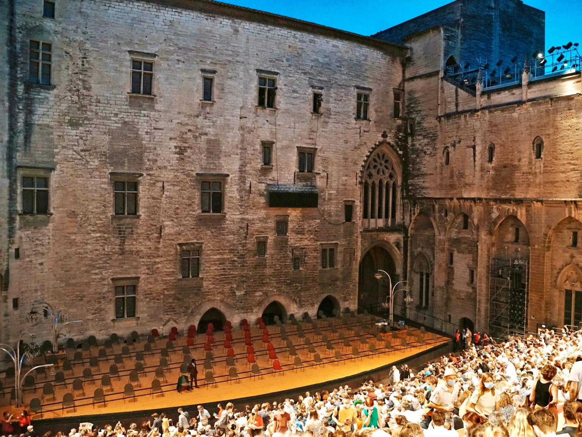 Le Petit Avignon - Chambres & Appartement A Deux Pas Du Pont D'Avignon Et Du Palais Des Papes Extérieur photo